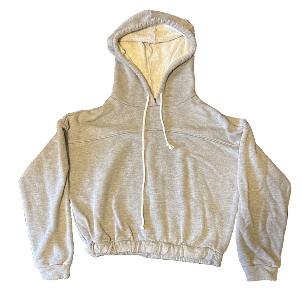 Olivia & Vivian grey cropped sweatshirt with hood size M